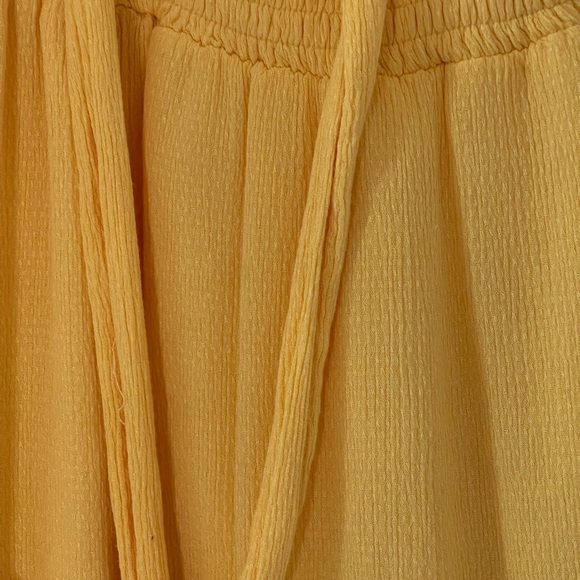 Yellow Dress - Picture 2 of 2